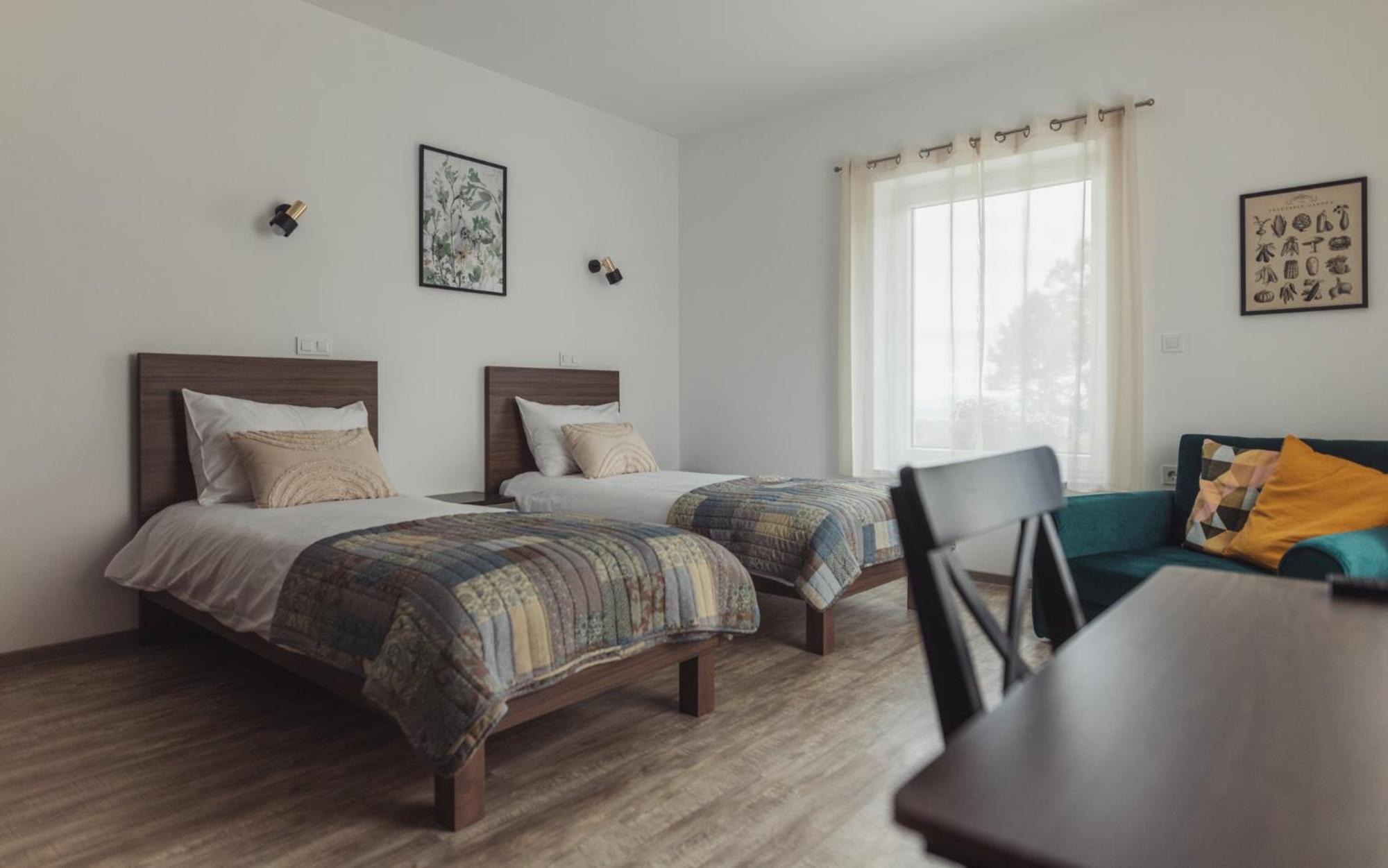 Hotel Hisa Na Ravnah Pišece Zewnętrze zdjęcie